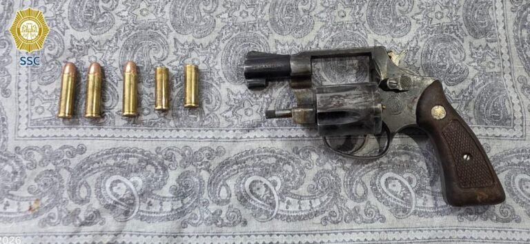 Detenido en Azcapotzalco por policías de la SSC tras presunta agresión con arma de fuego