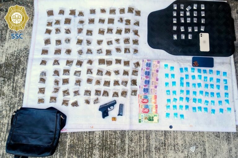 Detenidos en Cuauhtémoc durante operativo de la SSC con aseguramiento de droga y arma de fuego en la colonia Obrera