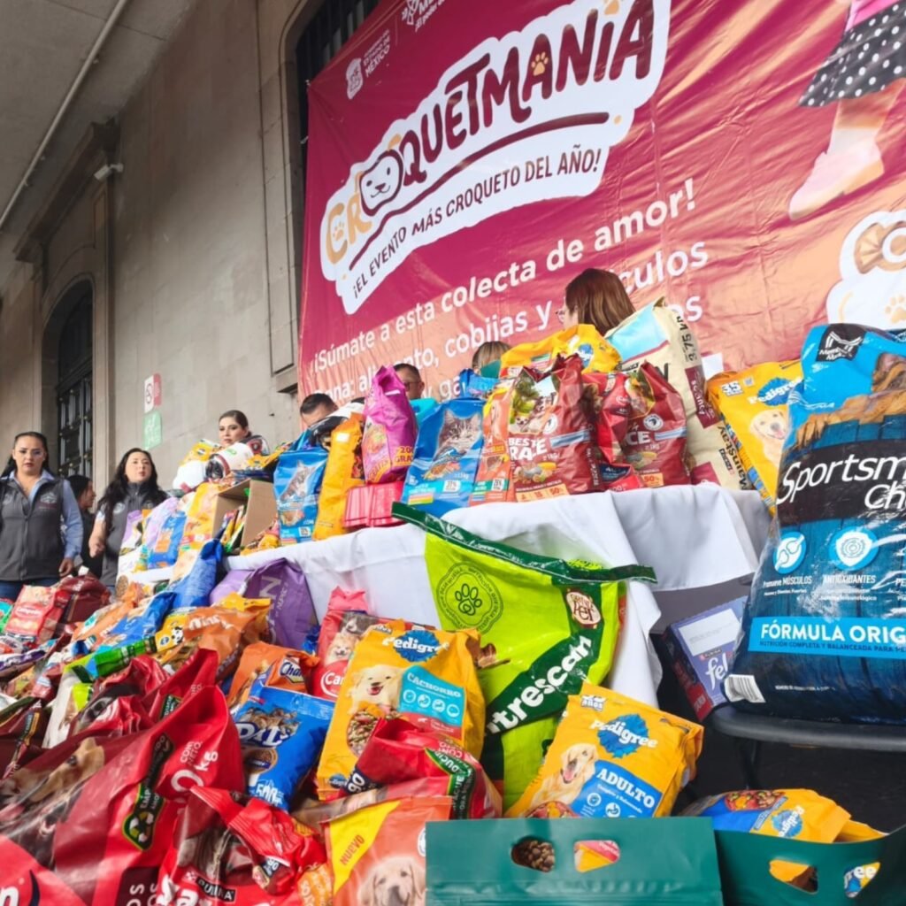 Campaña Croquetmanía recibe donaciones de alimento para lomitos y michis rescatados en el Estado de México