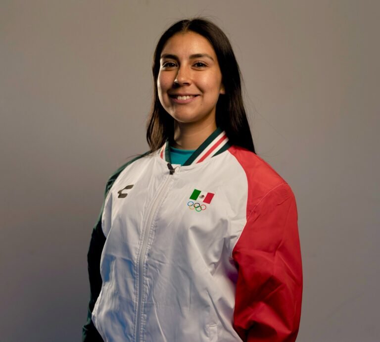Deportistas del EdoMéx en Santo Domingo 2026 celebran las 12 medallas obtenidas para la delegación mexicana.