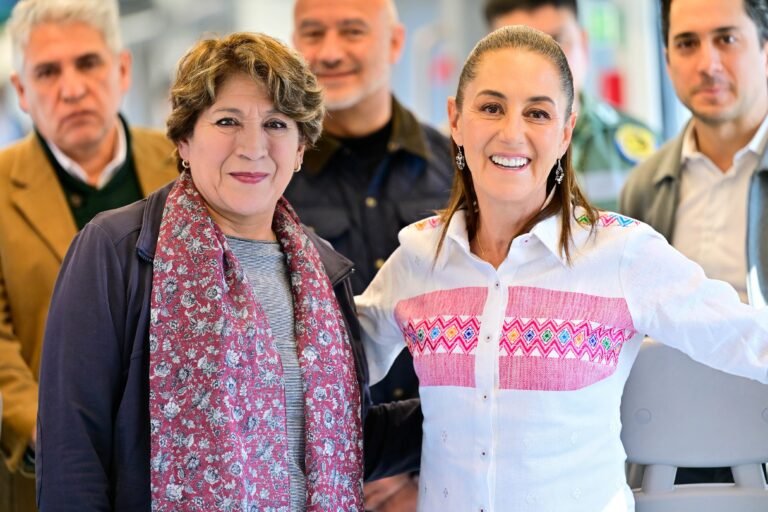 Gira de Claudia Sheinbaum en Estado de México junto a Delfina Gómez.