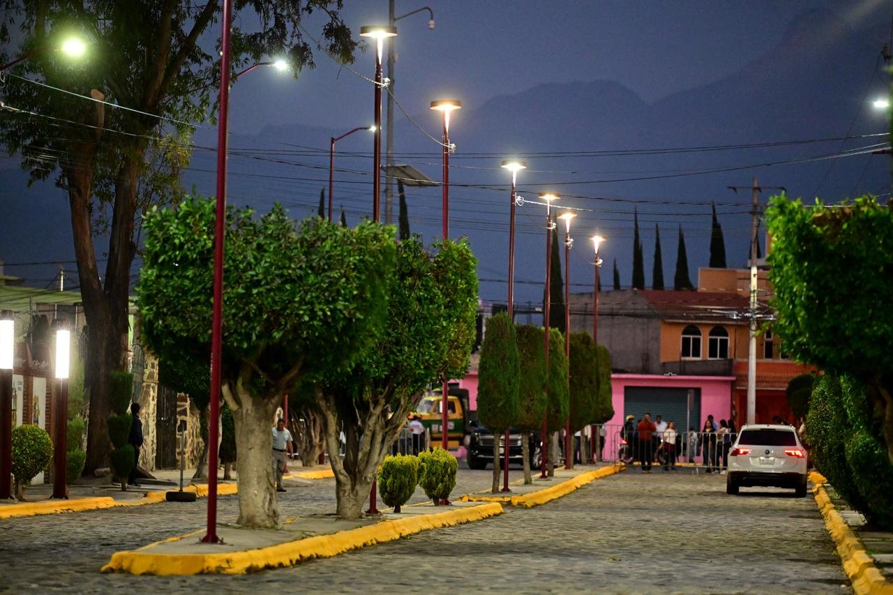 senderos seguros plan oriente con iluminacion led en edomex