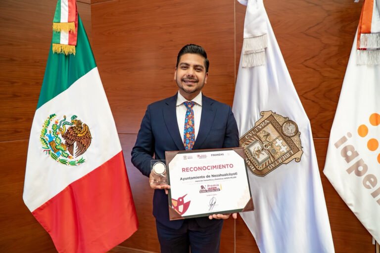 reconocimiento iapem mujer senderos seguros nezahualcoyotl ceremonia oficial