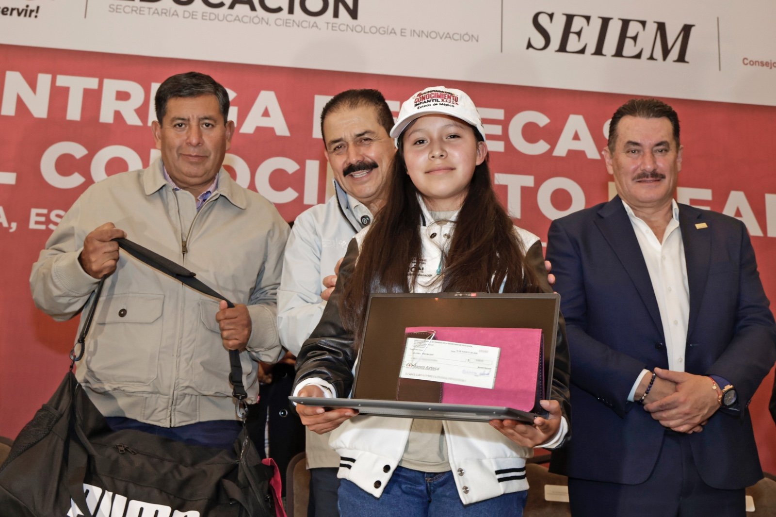 beca Olimpiada del Conocimiento Infantil 2026