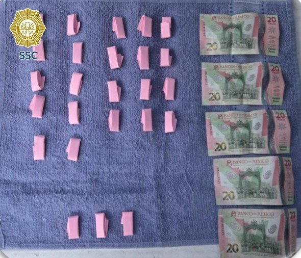 detenidos con aparente cocaína en Iztapalapa