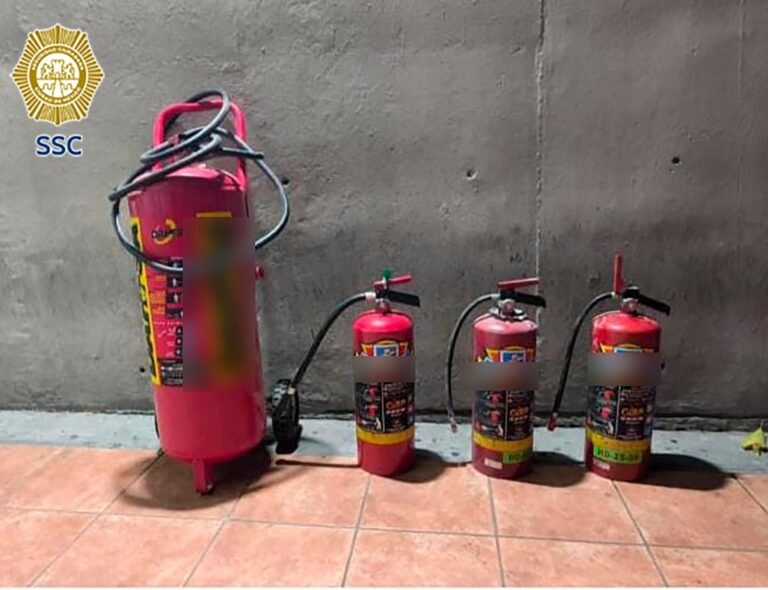 Robo de extintores en gasolinera investigado por la SSC tras la detención de seis personas