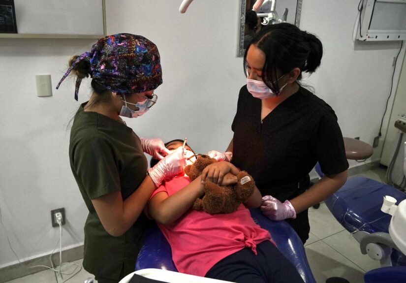 atención dental gratuita para niñas y niños en Nezahualcóyotl
