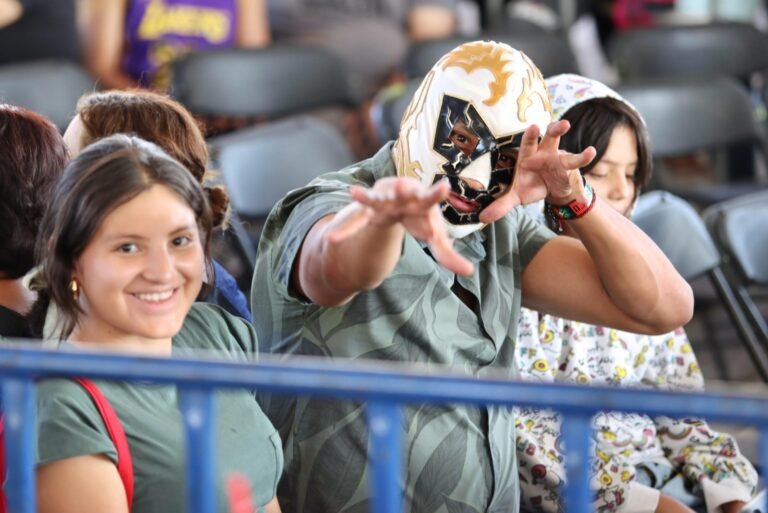 Expo Lucha Libre Neza 2026 con luchadores y homenaje a la historia del pancracio mexicano