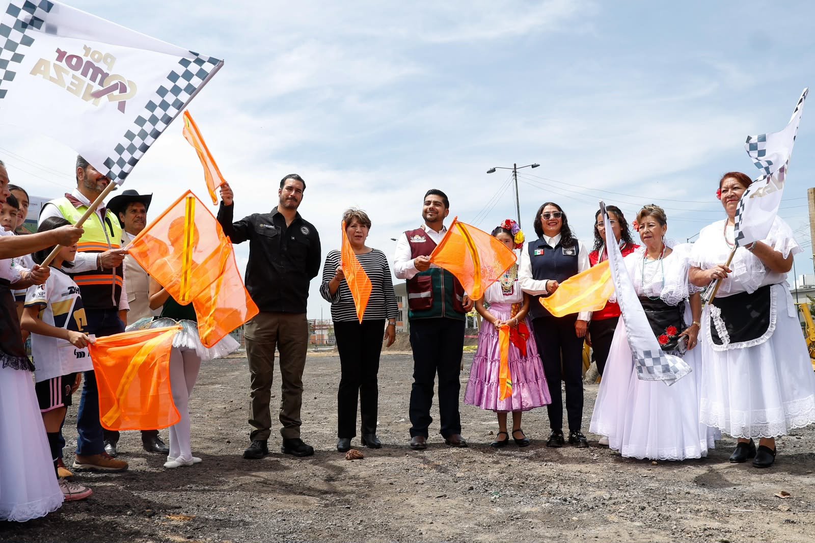 Centro Comunitario México Imparable en Nezahualcóyotl con avance de construcción y espacios para deporte y cultura