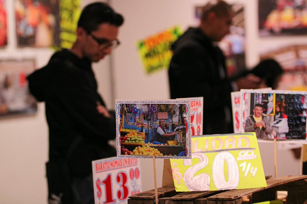 Exposición Por preguntar no se cobra dedicada a los mercados tradicionales de la Ciudad de México